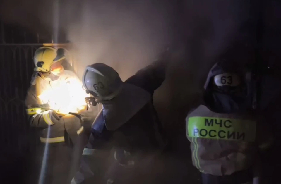 Спасатели предотвратили возгорание за 13 минут. Фото: скриншот с видео МЧС