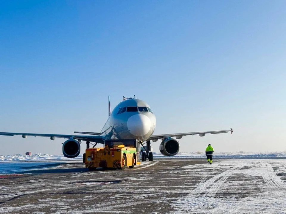 Фото: аэропорт Новокузнецка.