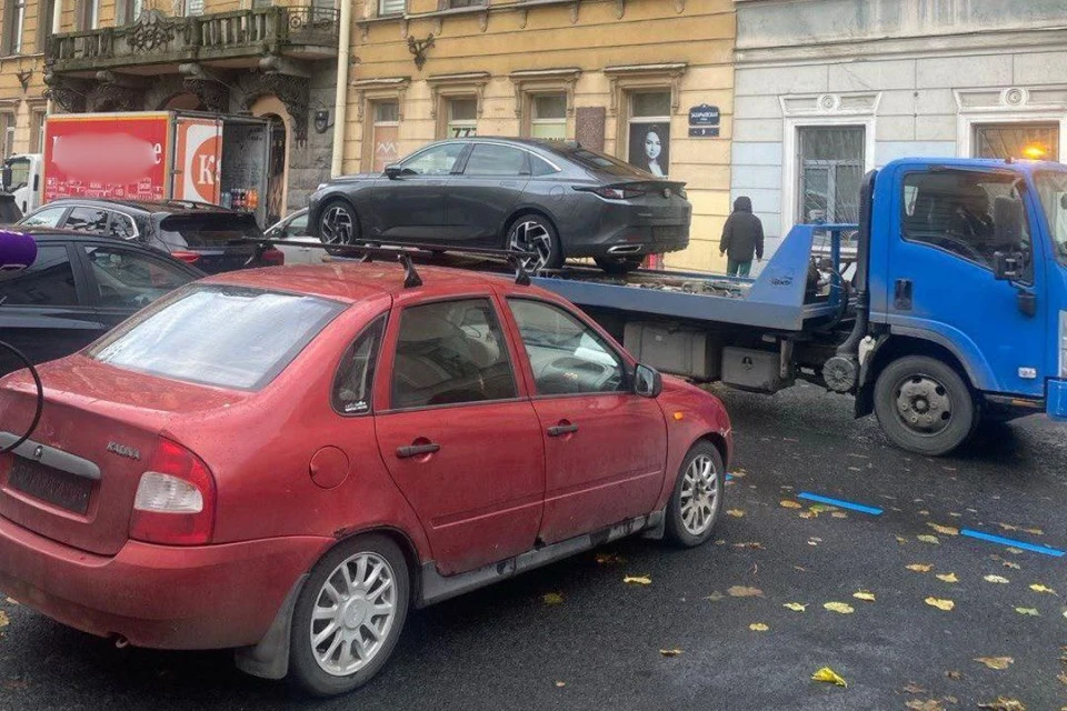 Захарьевская улица не является лидером по таким нарушениям.