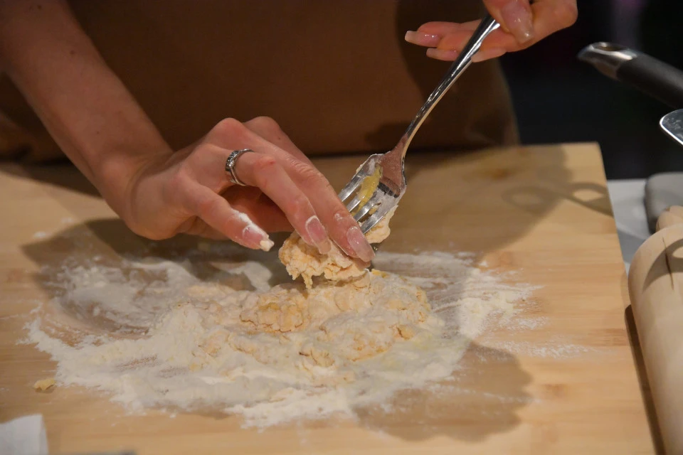 Мука безопасна - можно готовить.