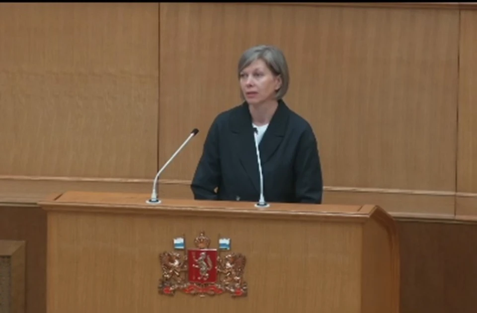 Татьяну Титову избрали на пост детского омбудсмена сроком на 5 лет. Фото: Законодательное собрание Свердловской области