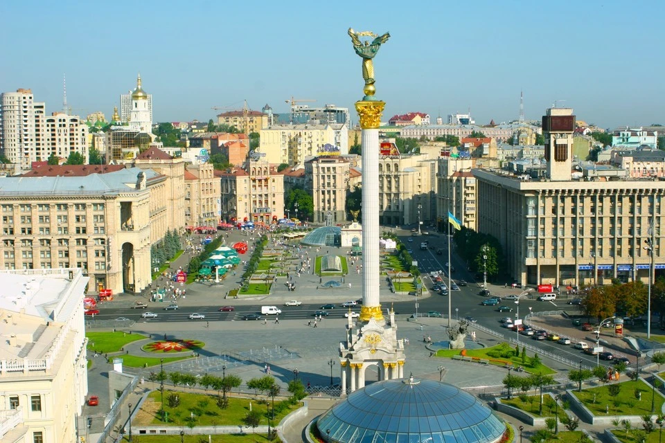 Pais: Киев может перестать выдавать зарплаты, если не получит финпомощь до весны