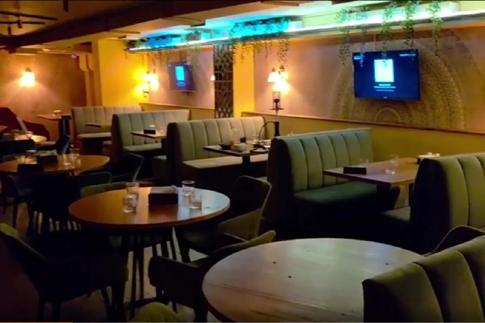 Заведение работало без лицензии на алкоголь. Фото: ГУ МВД РФ по СПб и ЛО