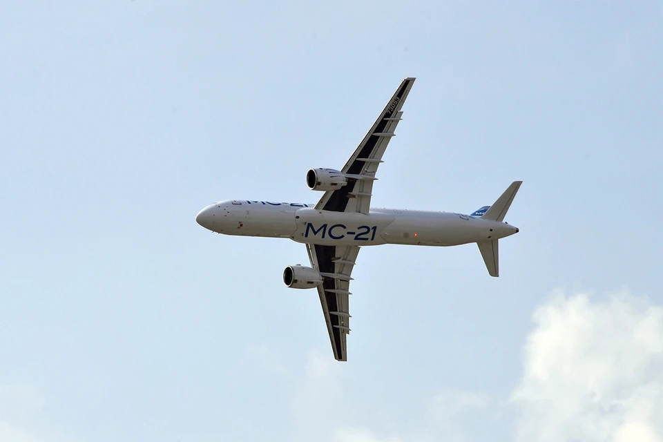 Второй образец нового, и теперь уже импортозамещенного, российского самолета МС-21 успешно совершил первый полет.