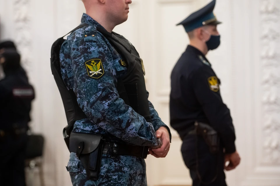 Приставы уже арестовали 10 объектов объединения «Махонинские»