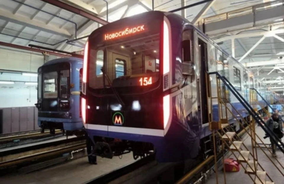 Поезда изготовили специально для местного метрополитена.