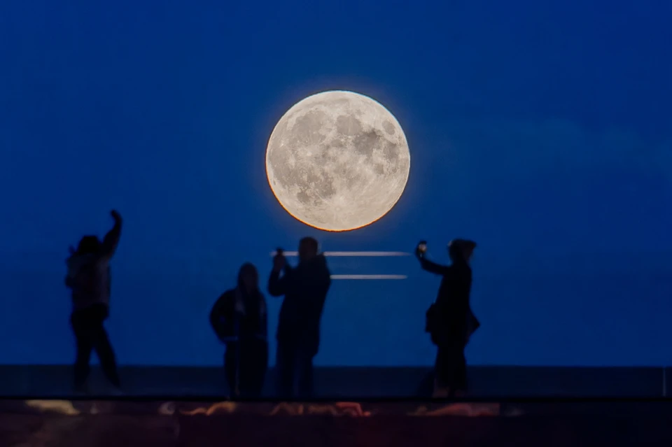 В эти числа Луна будет находится на самом минимальном расстоянии от Земли за год