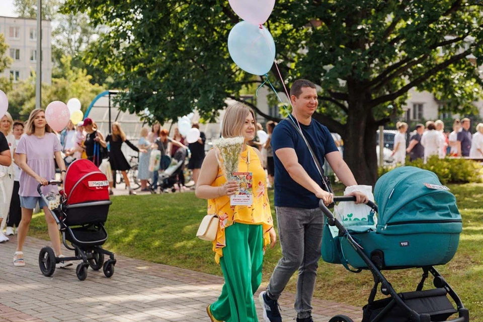 Ежегодно помощь от города получают 2,6 миллиона горожан. Фото: Смольный