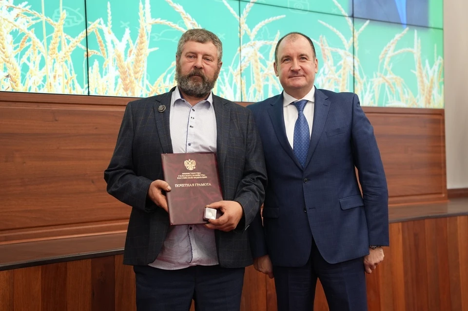 29 отличившихся работников сельского хозяйства наградили в Приангарье