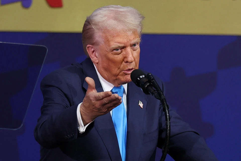 У Трампа очень сложное положение, ему нужно лавировать, ему нужно удержаться до конца своего срока и не стать «хромой уткой»