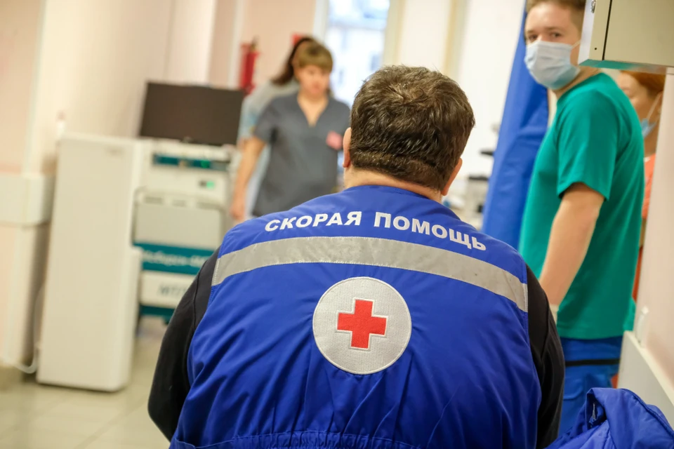 Пострадавших перевели пока на дистанционную форму обучения.