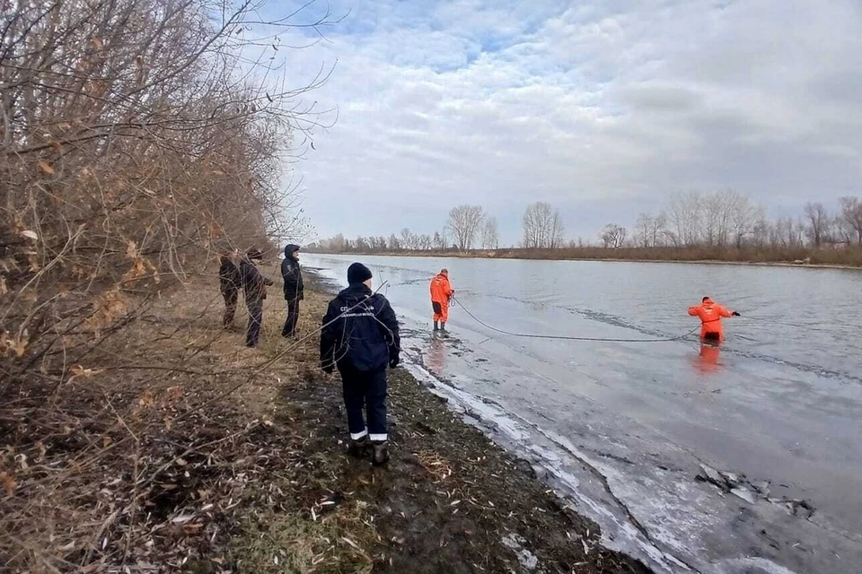 Спасатели нашли тело утонувшего рыбака. Фото: Центр ГО, ЧС и ПБ Новосибирской области