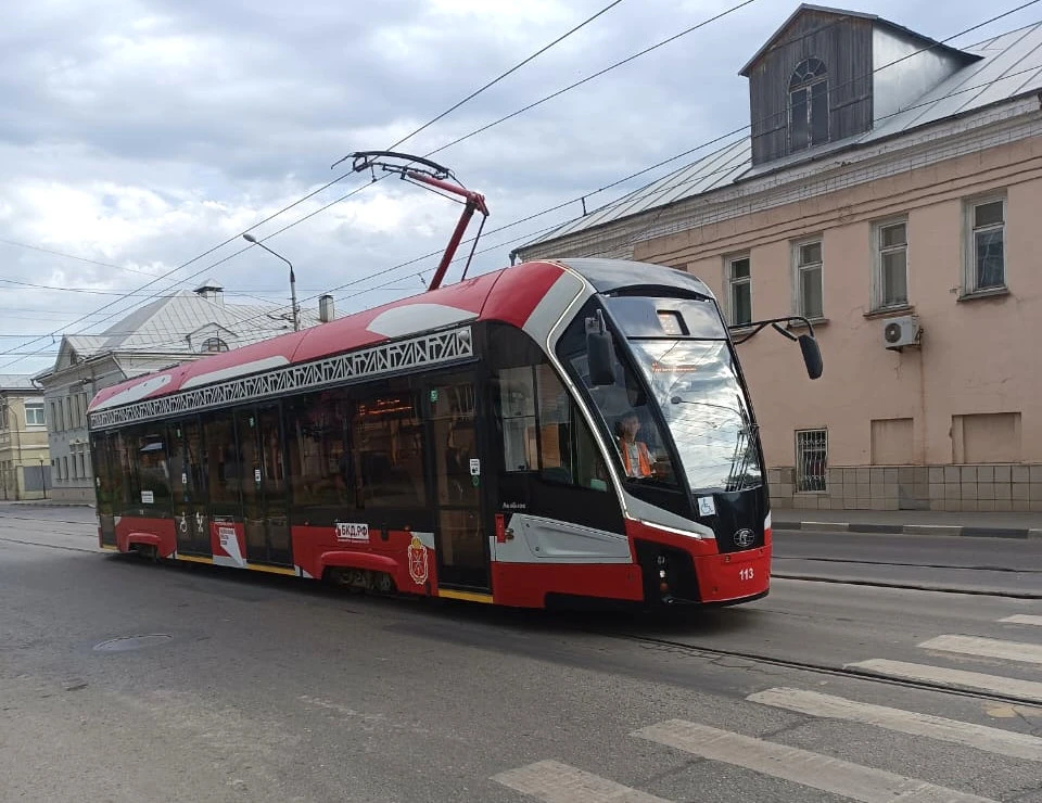 Пролетарский мост в Туле временно закрыт для трамваев из-за ДТП.