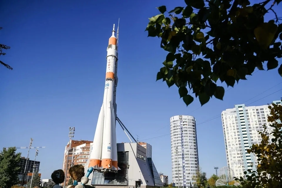 Почтовую марку продают за 10 млн рублей