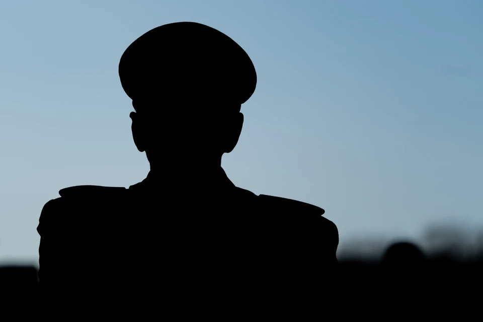 France Info: Подозреваемых в ограблении Лувра задержали в очереди на футбол