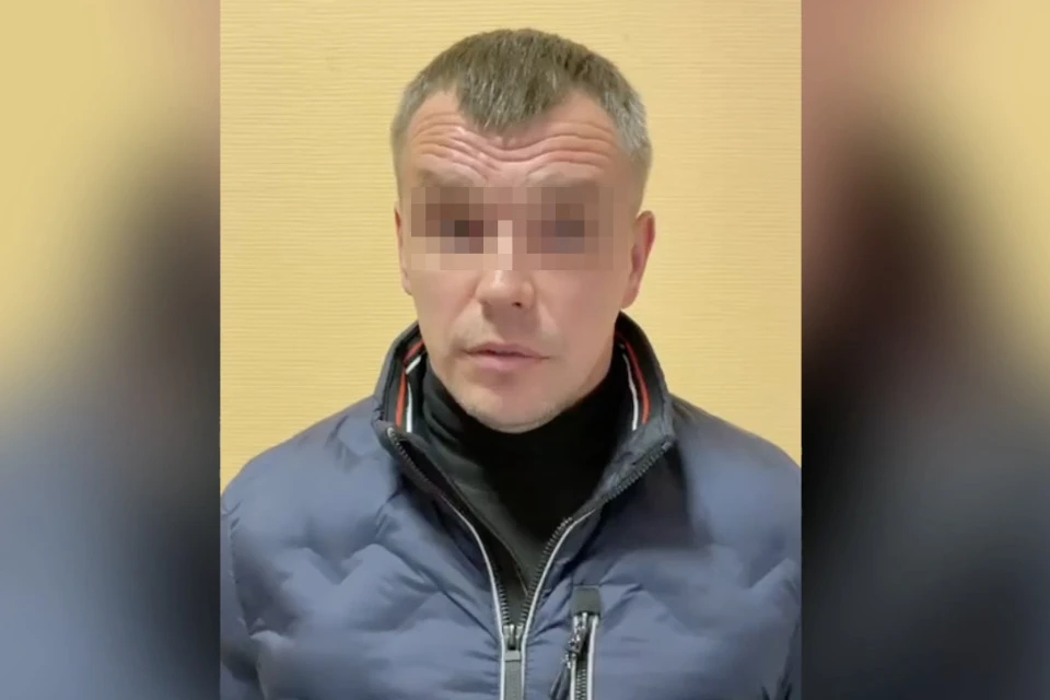 При обыске у подозреваемого изъяли банковские карты и мобильные телефоны. Фото: УМВД Тверской области.