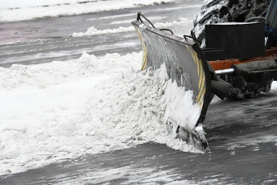 В Хабаровске проверили снегоуборочную технику предприятий благоустройства