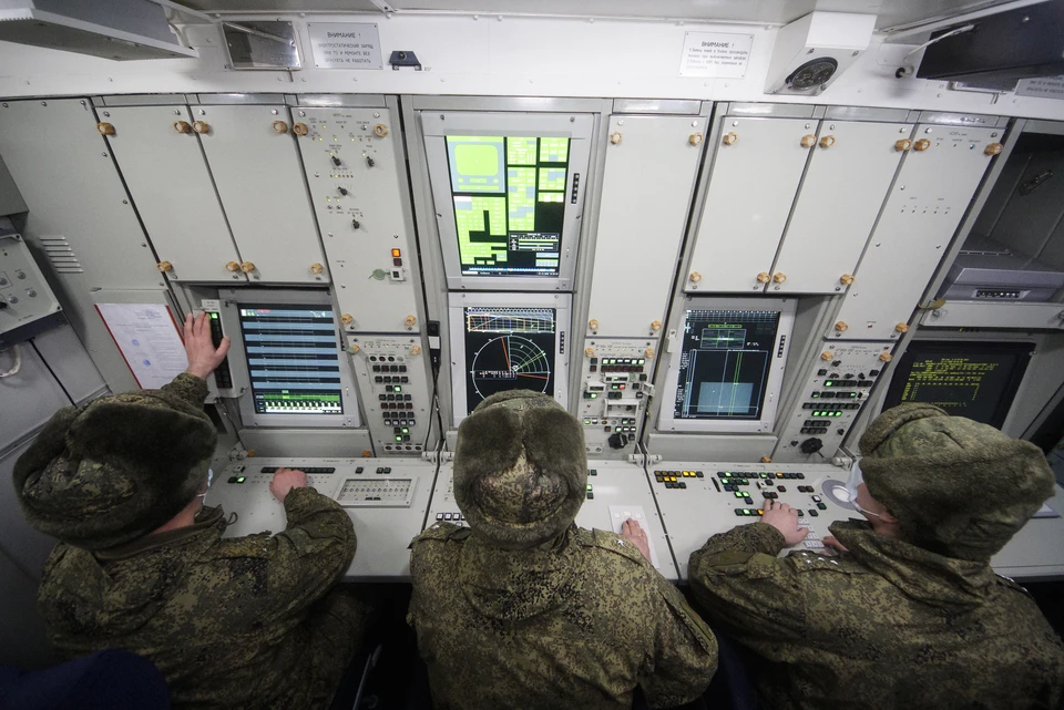 Средства ПВО отслеживали воздушные цели.