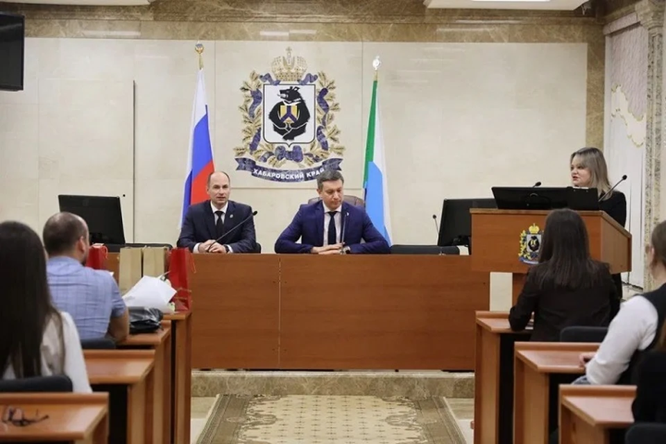 Лучших сотрудников МФЦ выбрали в Хабаровском крае Фото: пресс-служба министерства цифрового развития и связи края