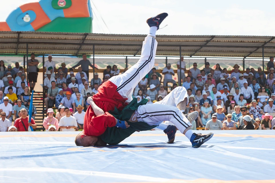 Ожидается, что в соревнованиях примут участие около 100 спортсменов.