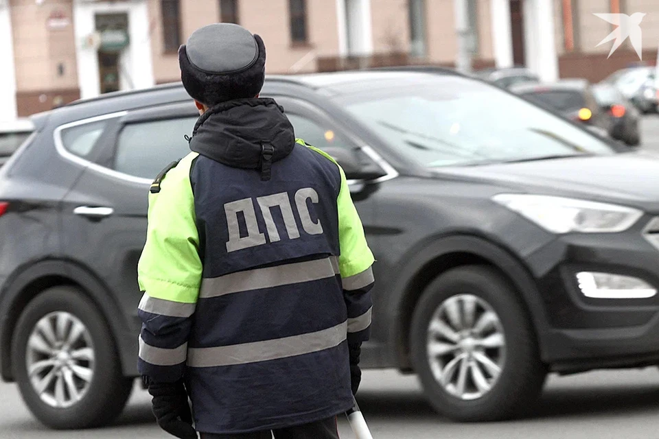 ГАИ ограничивала движение на одной из улиц Минска из-за сильно травмированной женщины. Снимок носит иллюстративный характер.