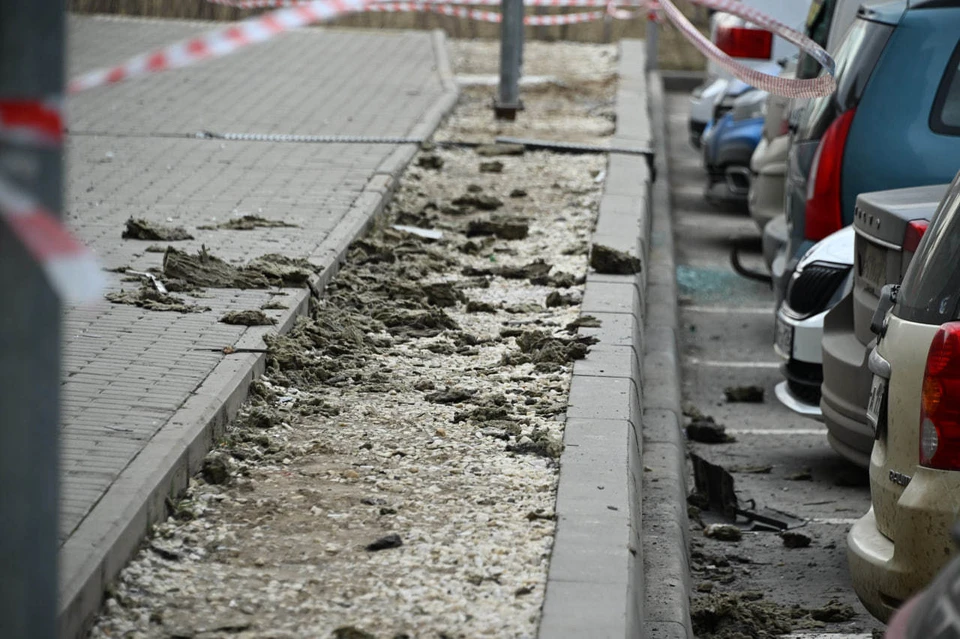 Губернатор Никитин рассказал о повреждении четырех домов обломками сбитых БПЛА