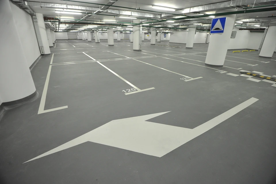 В Новосибирске с начала 2025 года построили по одному машиноместу на подземных парковках на 5,2 введенные квартиры.