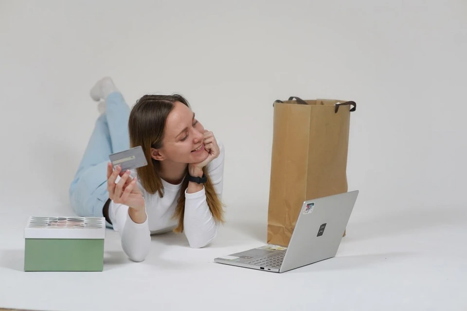 Россияне стали чаще покупать товары на маркетплейсах