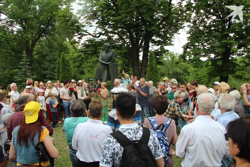 Теперь в день рождения Александра Пушкина будет собираться еще больше народа. Фото: КП