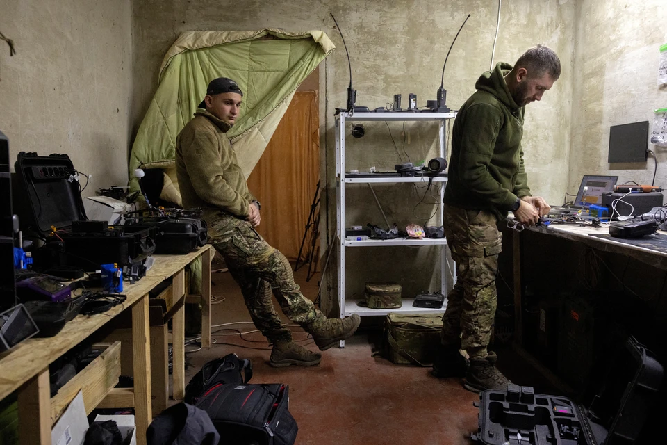 Украинские военные массово переходят на новый мессенджер