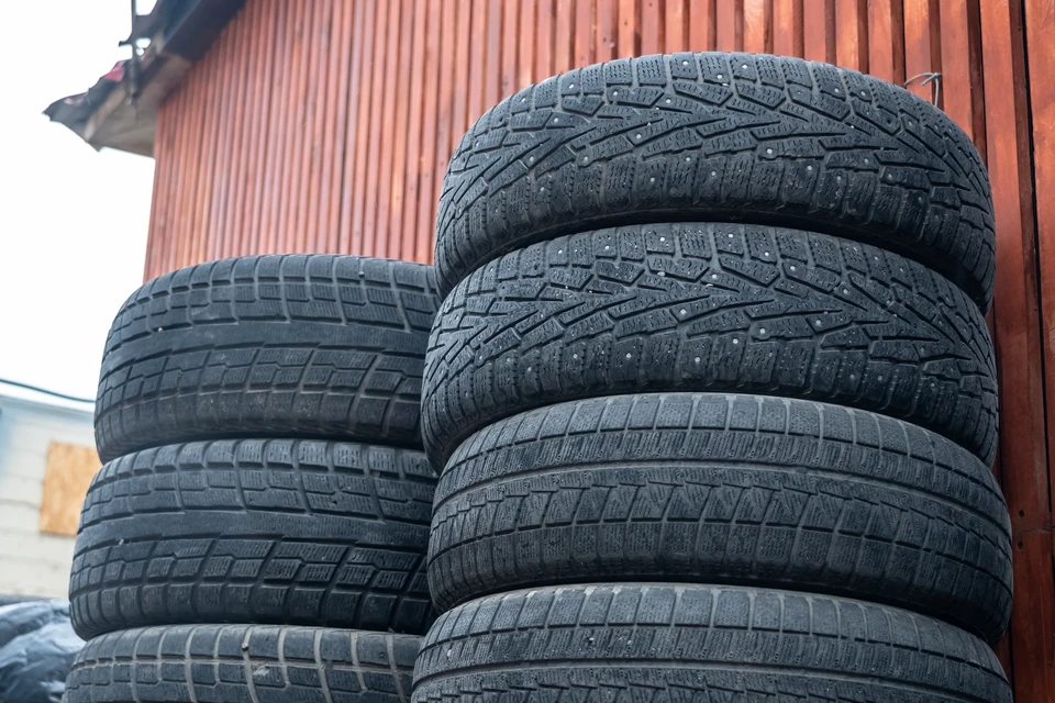 Синоптик Вильфанд: Московским автомобилистам стоит сменить летние шины на зимние