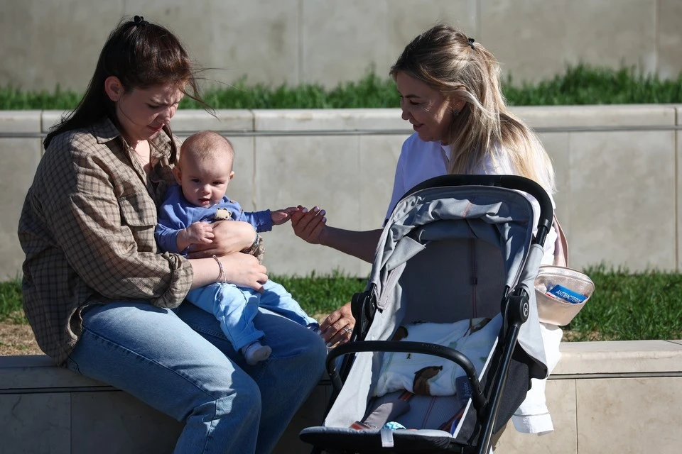 В Госдуму внесут законопроект об увеличении пособий по беременности и родам