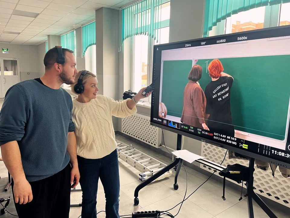 Кадры со съемок опубликовала режиссер Вера Соколова.