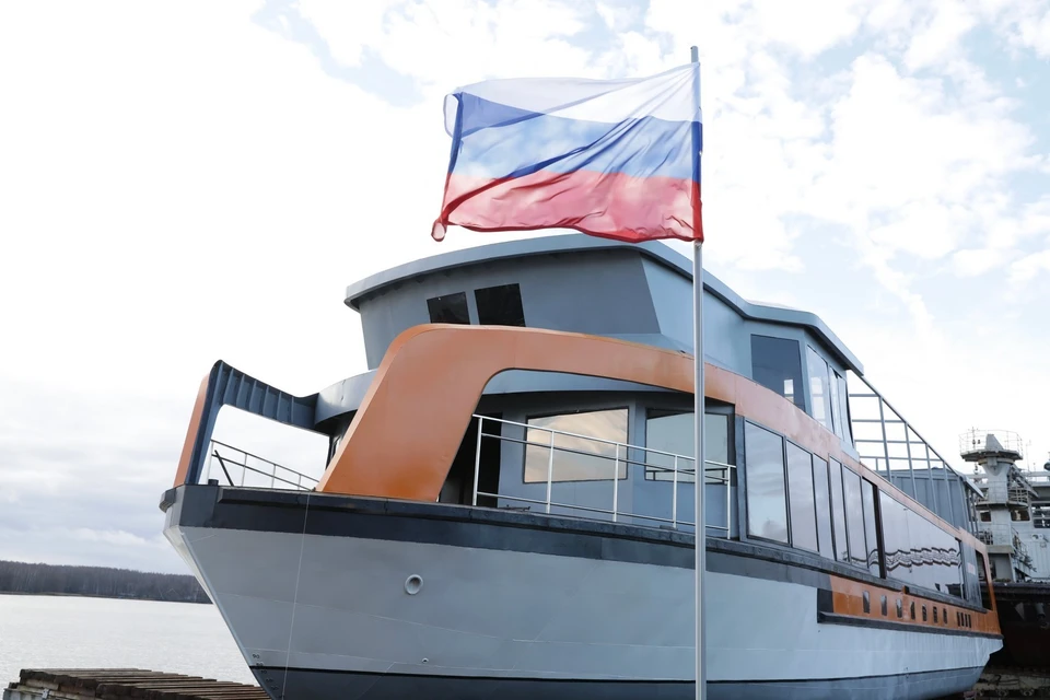 Судно «Минин» было полностью спроектировано и построено в Нижегородской области.