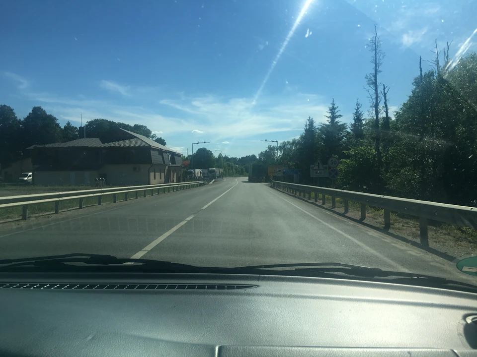 МИД Белоруссии определился, что делать с застрявшими на границе литовскими грузовиками: нужно куда-то деть больше тысячи большегрузов