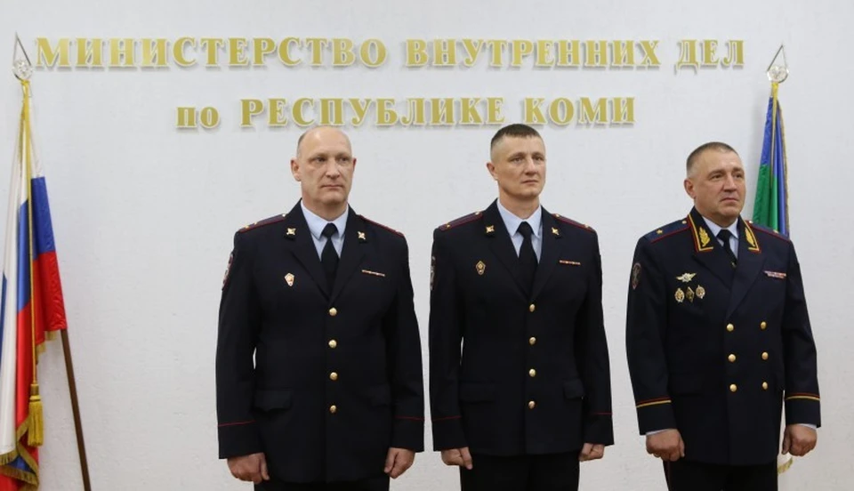 Сыктывкарские полицейские награждены за спасение людей при пожаре.