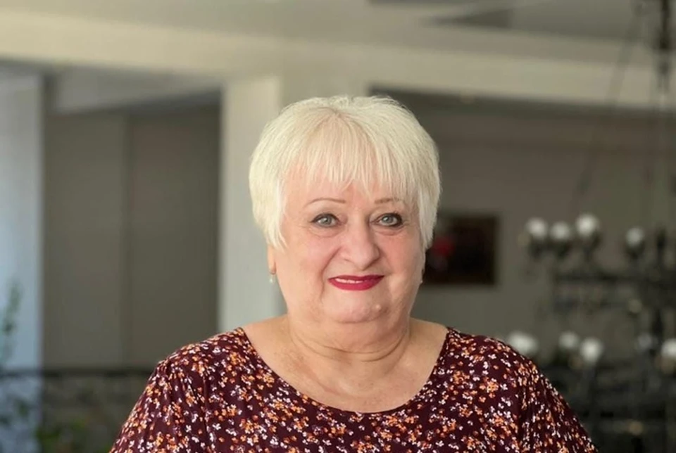 Алле 72 года, и она перенесла тяжелый инсульт в Сочи.