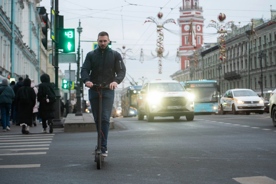Скоро таких лихачей на переходах смогут штрафовать.