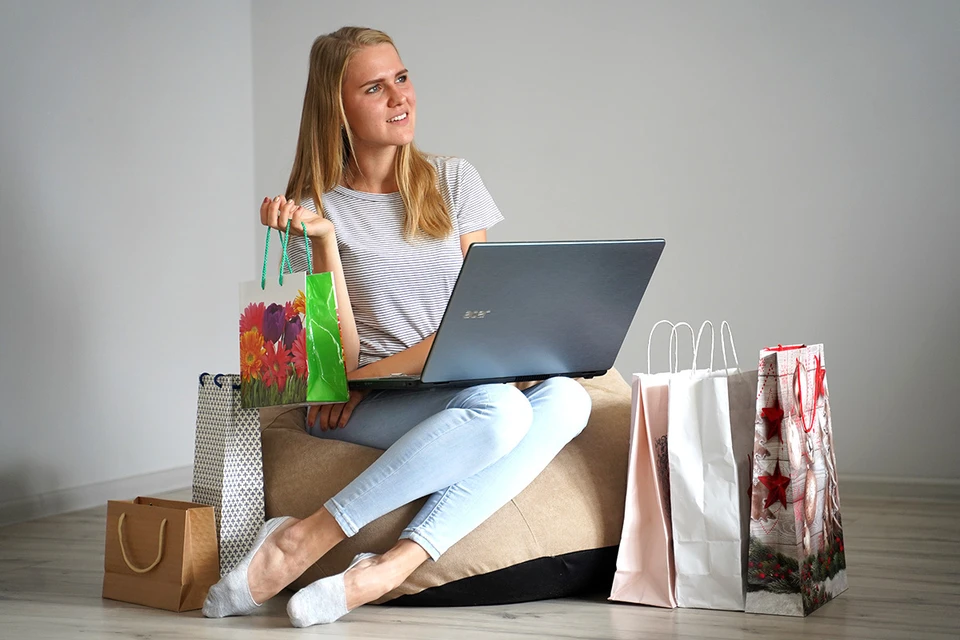 Две трети россиянок заявили, что совершали покупки, вдохновляясь онлайн-контентом — видеообзорами, подборками, прямыми трансляциями и прочими форматами.