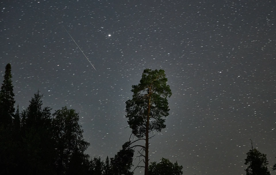 Для обычного наблюдателя Меркурий — просто тусклая звездочка, и уловить его движение почти невозможно.