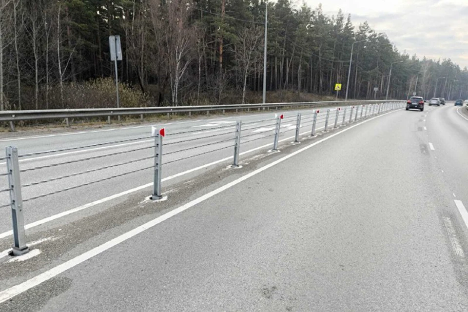 Тросовое ограждение на объездной дороге