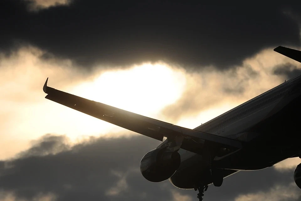 Самолет Москва — Омск экстренно сел в Тюмени