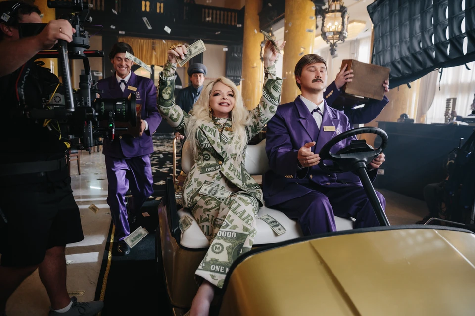 В фильме Долина появится в необычном костюме. Фото: ТНТ