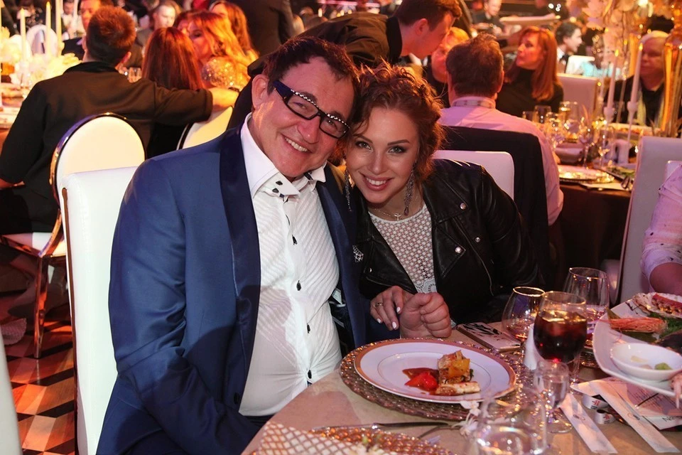 Полина ушла от Дмитрия к другому мужчине