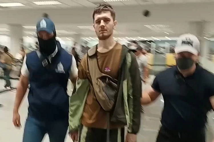 Главу мошенников задержали на Филиппинах: Звонили россиянам и просили переводить деньги на «безопасные счета»