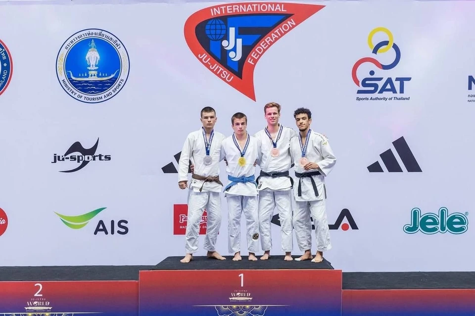 Игорь Волосенков занял почетное второе место на пьедестале почета. Фото: ТГ/Ширшов