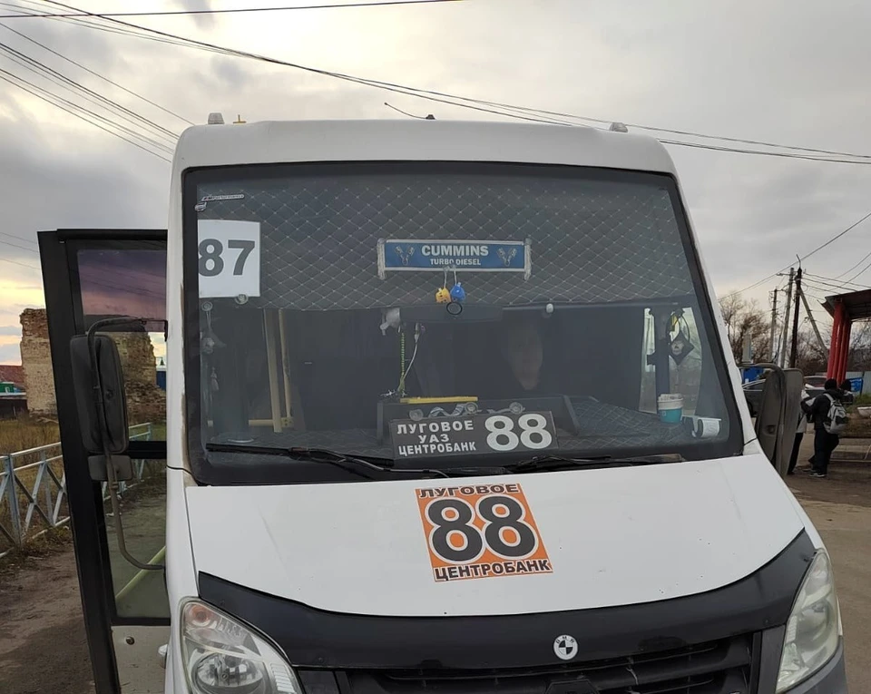 Контролеры изучили в Ульяновске работу маршруток №87 и №88 | ФОТО: телеграм-канал Ульяновский пассажир