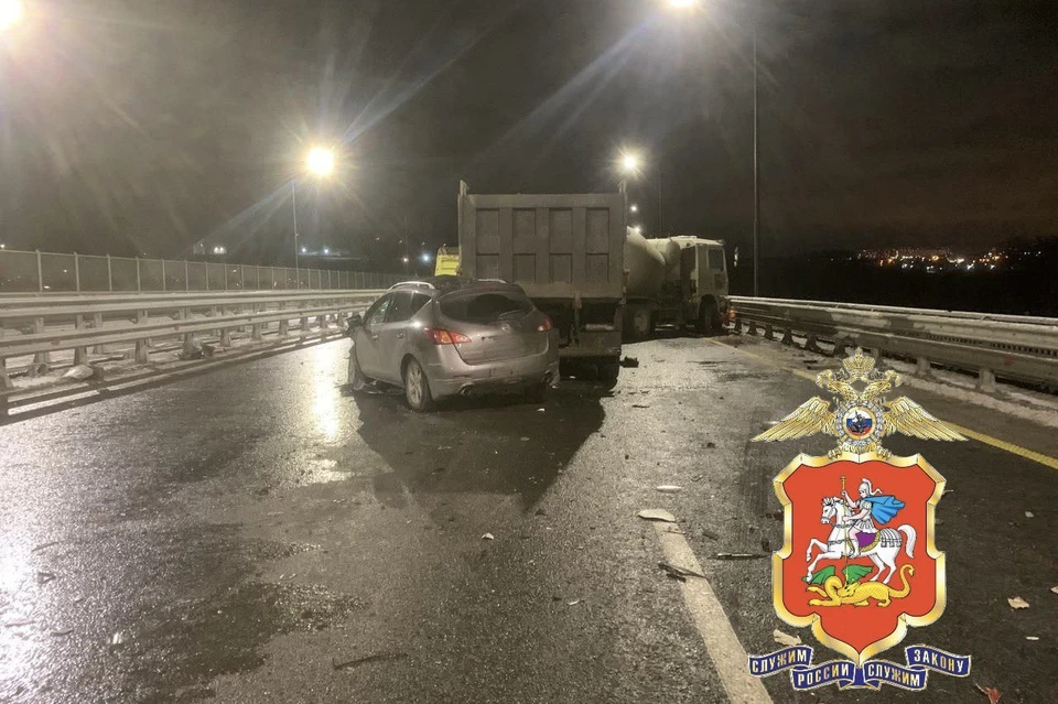 На Южно-Лыткаринской автодороге в Москве произошло массовое ДТП. Фото: ГУ МВД России по Московской области