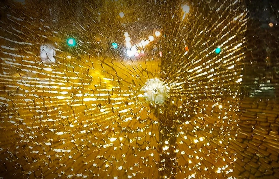 В Калуге зафиксирован инцидент с обстрелом троллейбуса.