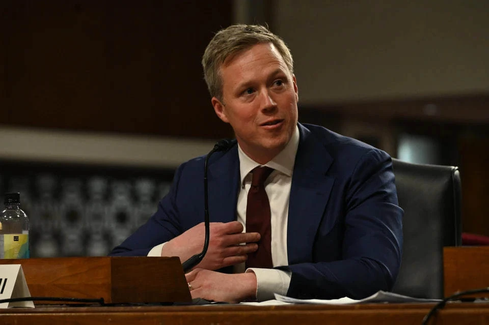 WSJ: министр Сухопутных войск США намерен встретиться с представителями РФ